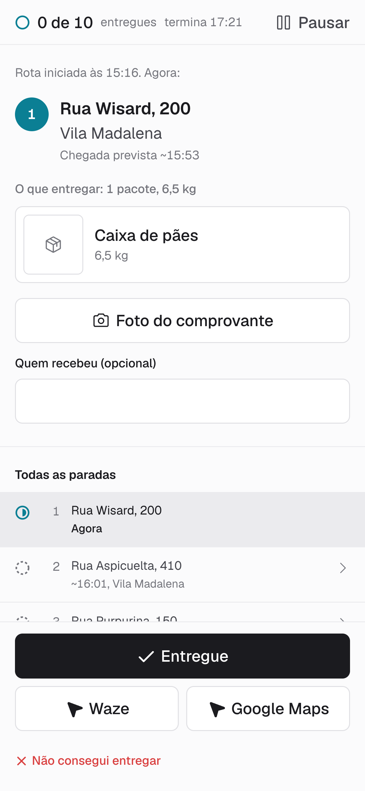 Parada aberta no celular com os botões de navegar e de marcar como entregue